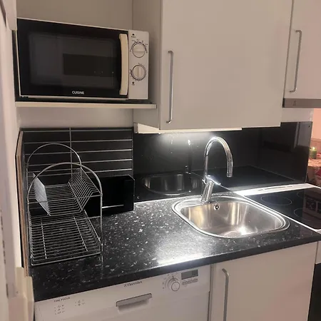 Koselig Leilighet, Nært Sentrum *